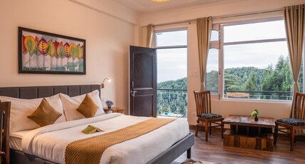 Alt Life Stays - Dharamkot Mcleodganj Room Type - King Room with Mountain View and Jacuzzi