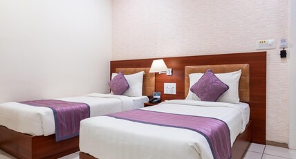 CLASSIO INN Room Type - Deluxe Twin Room