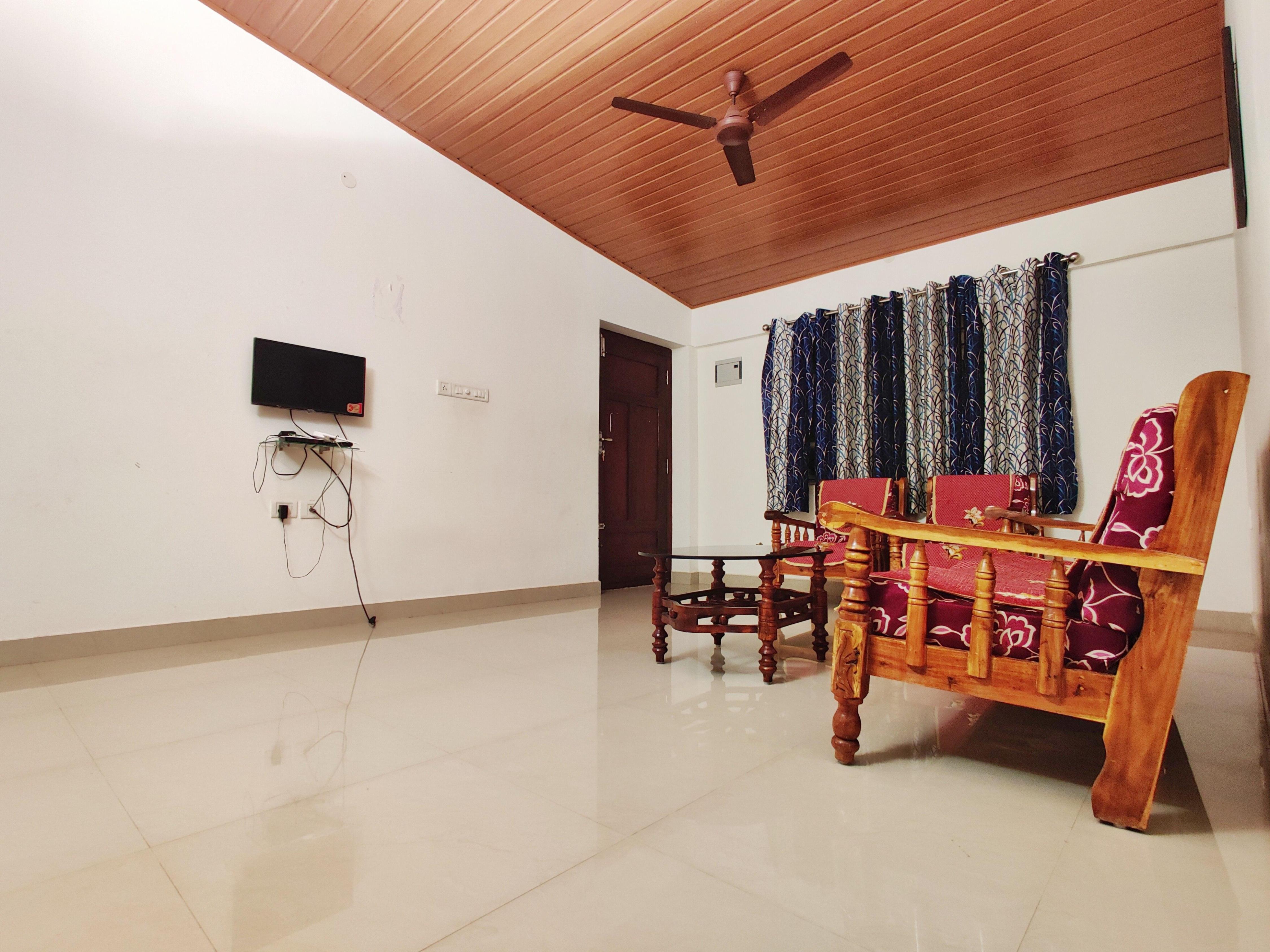 Suvarna Grande Homes Hotels & Service Apartment - Tap to explore photos