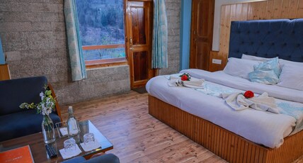 Travel4lyf.com Snow River Room Type - River and Mountain View Private Room with Balcony