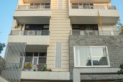 Jaypore360 Homestay | Malviya Nagar | 10 mins from GT Shopping Central Mall