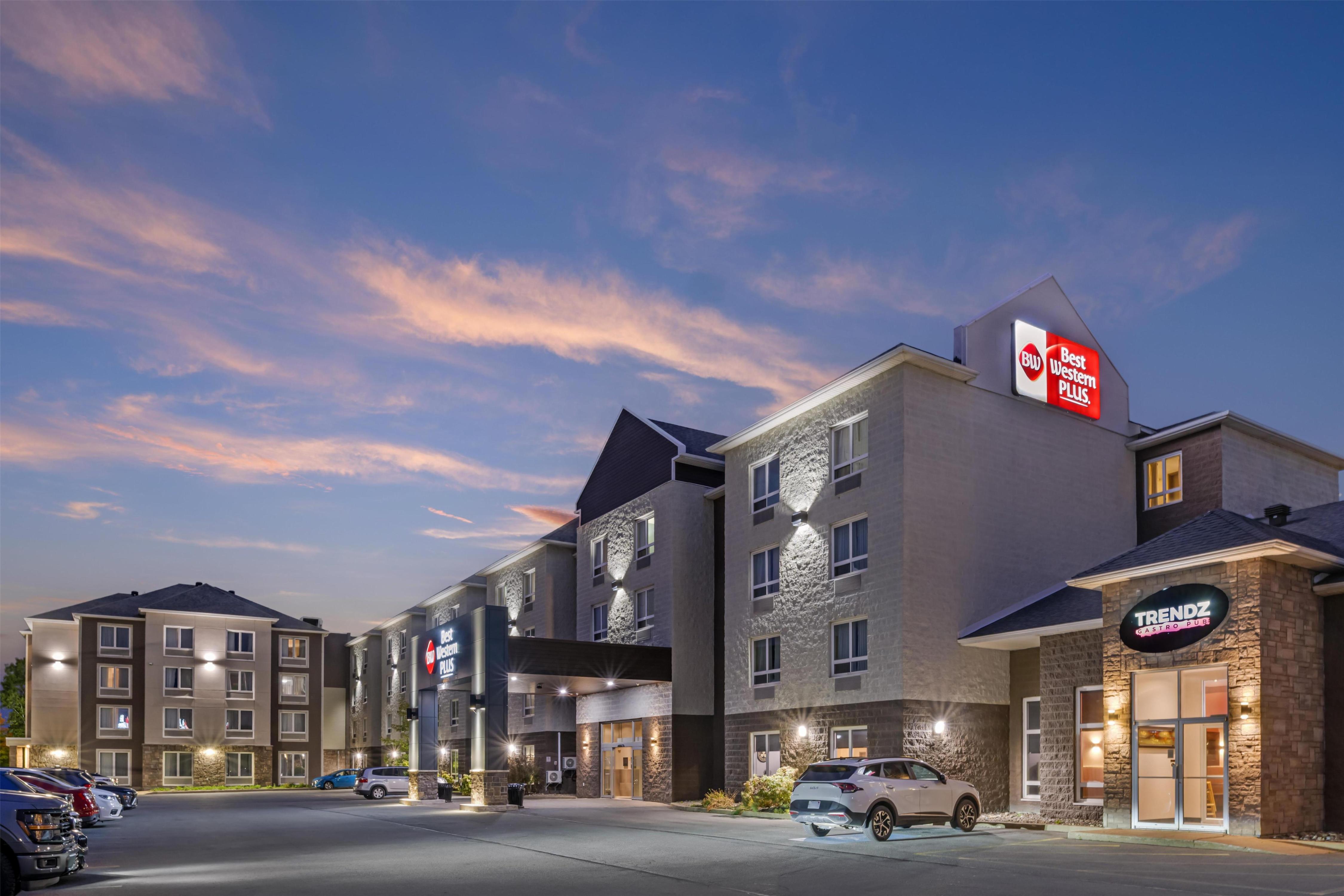 Best Western Dartmouth Hotel & Suites - Tap to explore photos