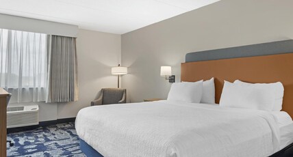Best Western Plus Willmar Room Type - 1 King Bed, Non-Smoking, Chair, Work Desk, Wi-Fi, Microwave And Refrigerator, Full Breakfast Best Western Plus Willmar Room Type - 1 King Bed, Non-Smoking, Chair, Work Desk, Wi-Fi, Microwave And Refrigerator, Full Breakfast