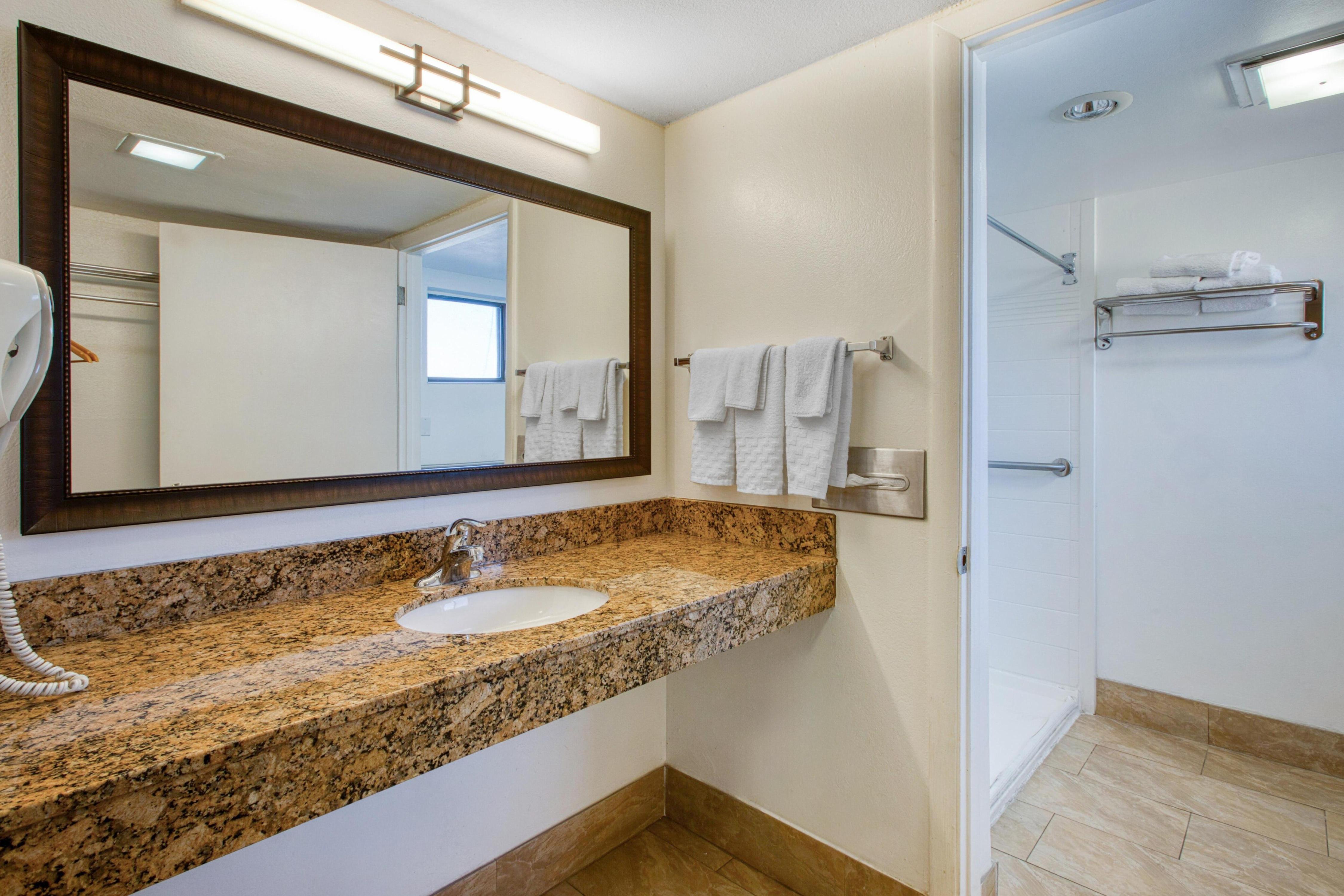 Best Western Rancho Grande Room Type - Accessible - 2 Queen, Mobility Accessible, Communication Assistance, Roll In Shower, Microwave And R Best Western Rancho Grande Room Type - Accessible - 2 Queen, Mobility Accessible, Communication Assistance, Roll In Shower, Microwave And R