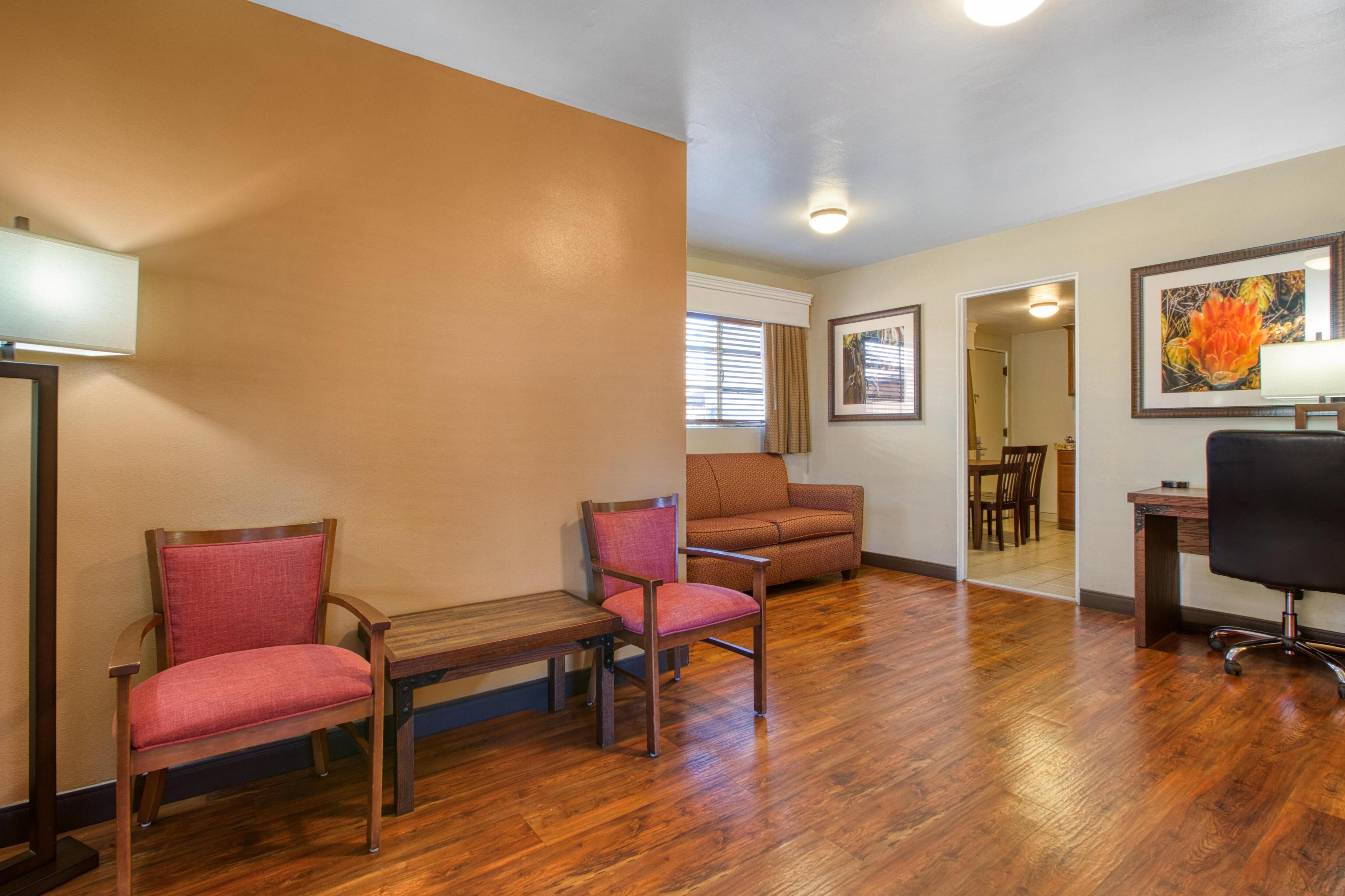 Best Western Rancho Grande Room Type - Suite-1 King Bed, Non-Smoking, Sofabed, Kitchenette, Full Breakfast
