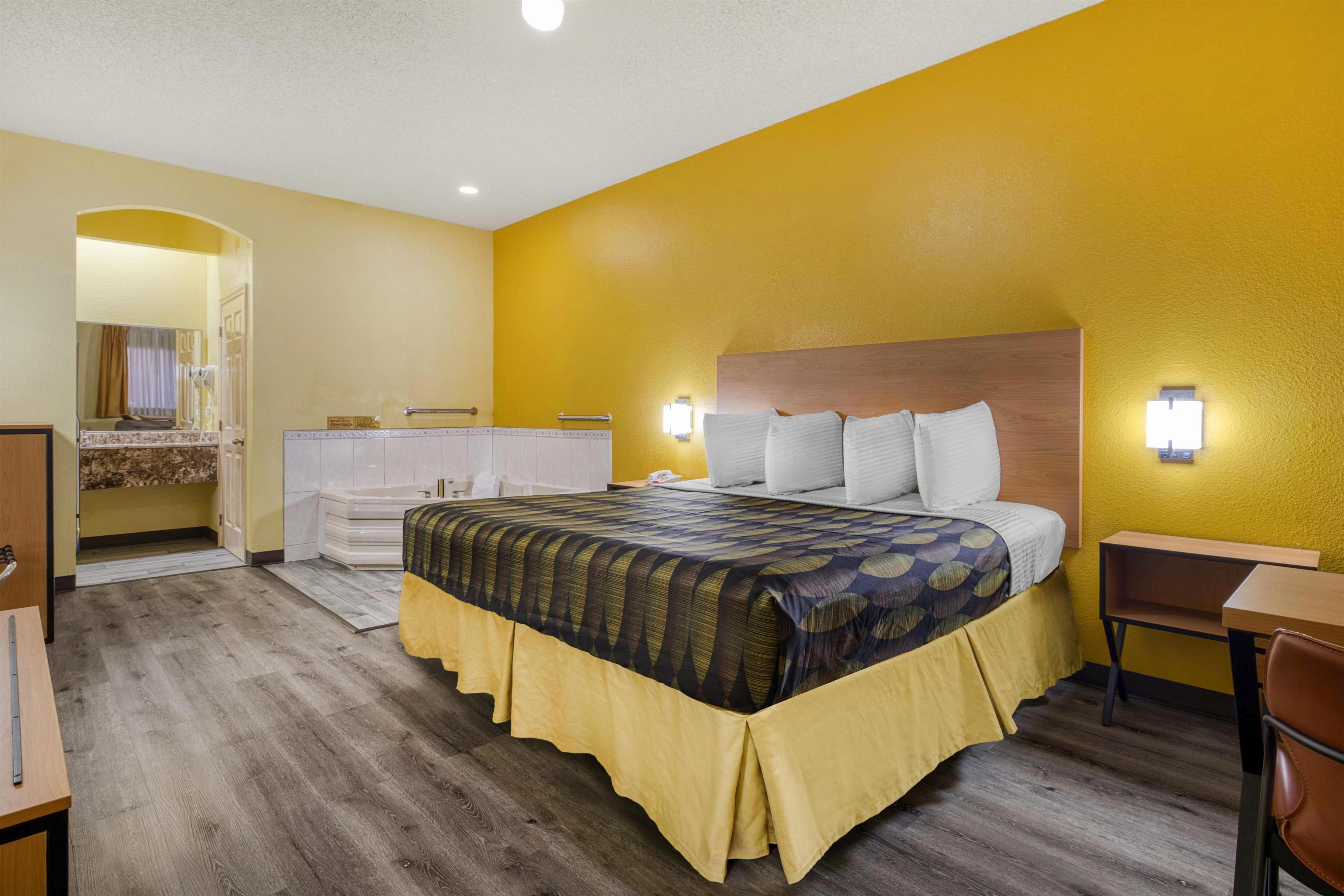 SureStay Hotel By Best Western Mission Room Type - Suite-1 King Bed, Non-Smoking, Jacuzzi, Microwave And Refrigerator, Flat Screen Television, High Spe SureStay Hotel By Best Western Mission Room Type - Suite-1 King Bed, Non-Smoking, Jacuzzi, Microwave And Refrigerator, Flat Screen Television, High Spe