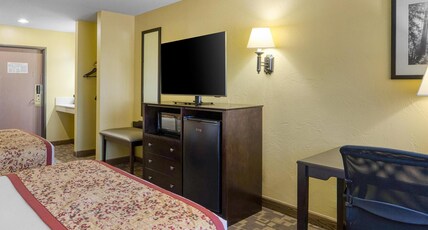 Best Western Blackfoot Inn Room Type - 2 Queen Beds, Mobility Accessible, Bathtub, Non-Smoking, Full Breakfast Best Western Blackfoot Inn Room Type - 2 Queen Beds, Mobility Accessible, Bathtub, Non-Smoking, Full Breakfast