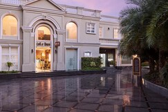 Royal Kingdom Sarovar Portico Pilibhit