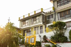 MUKTESHWAR HIMALAYAN RESORT