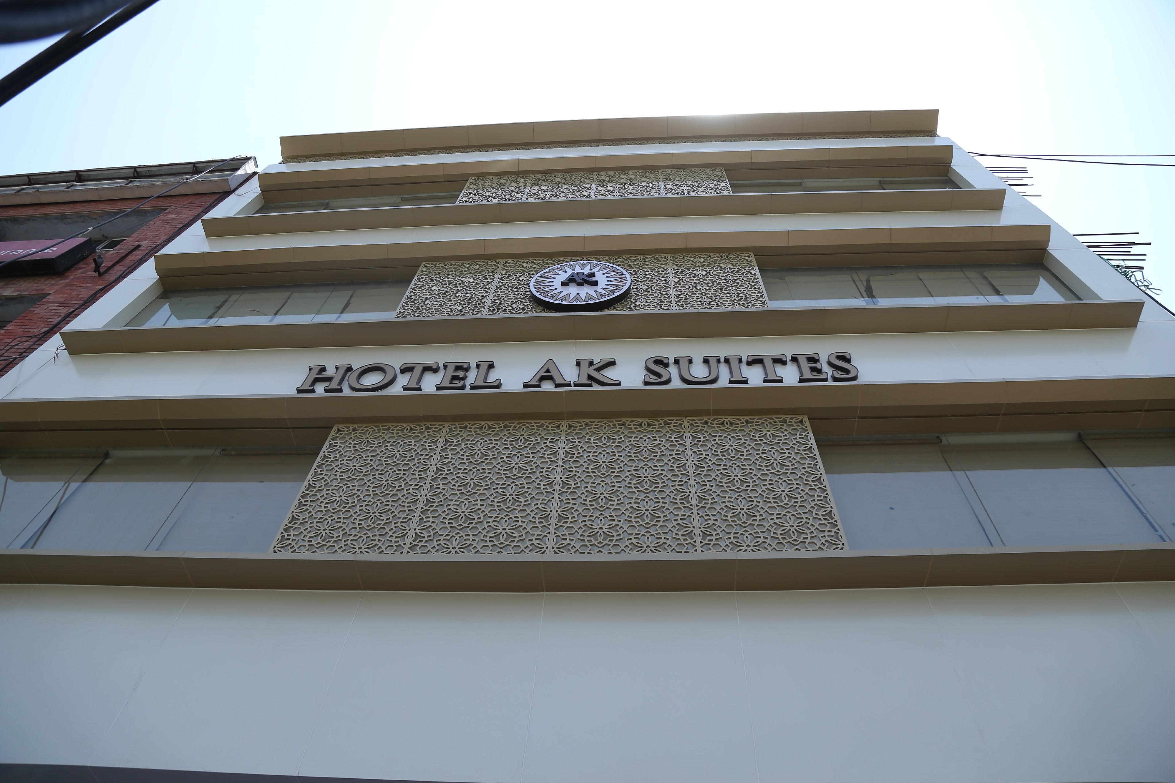 HOTEL AK SUITES