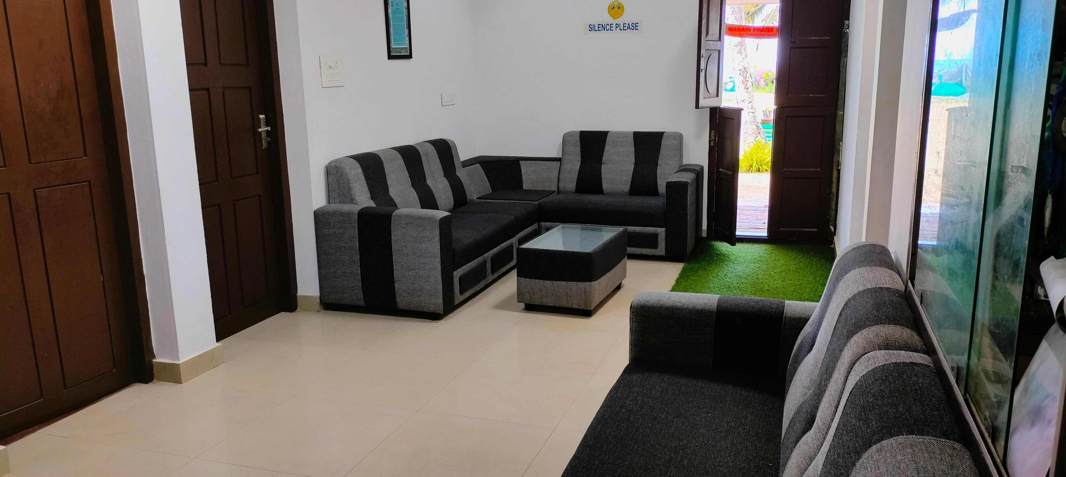 Marari Praise Beachfront Homestay - Tap to explore photos