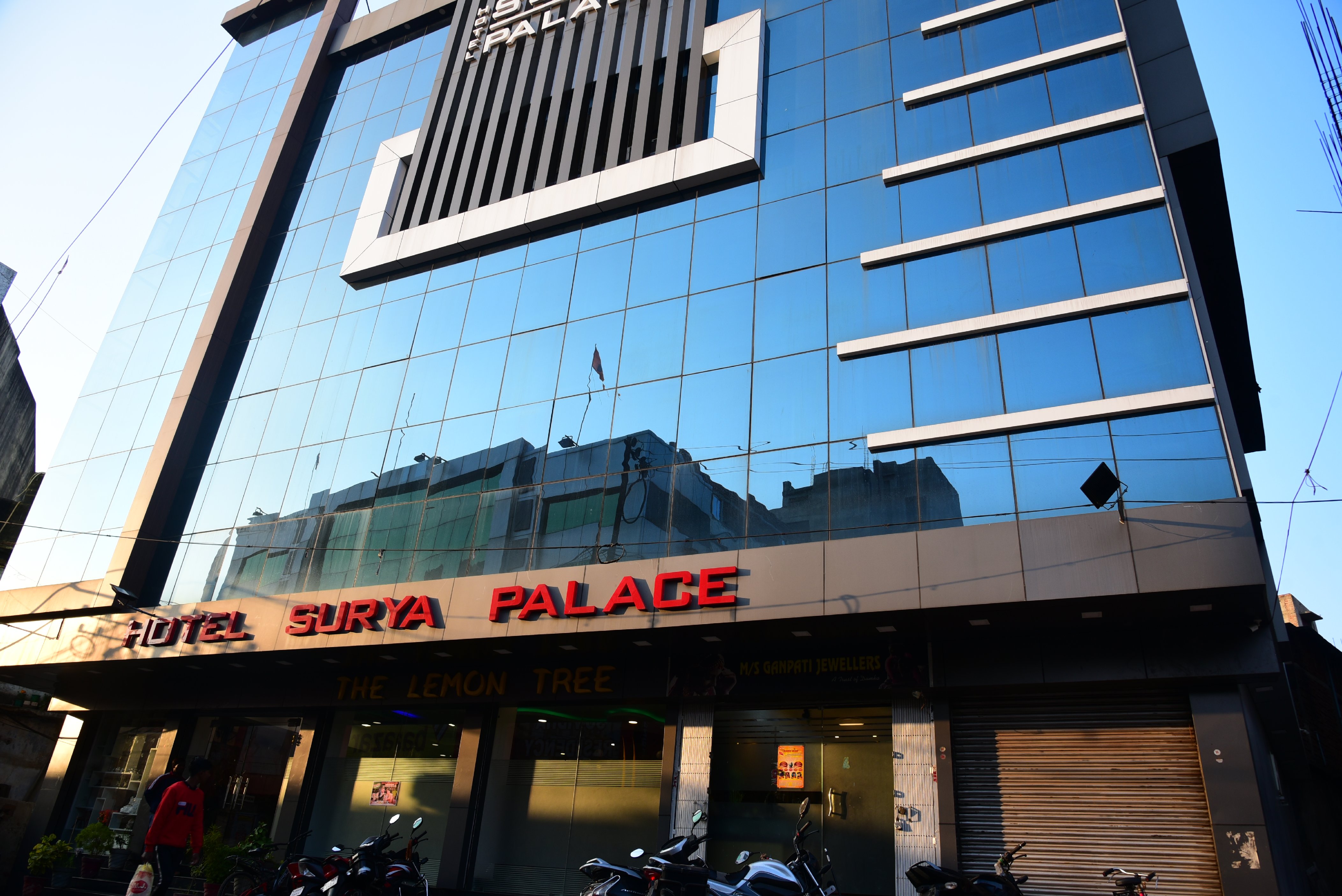 Hotel Surya palace - Tap to explore photos