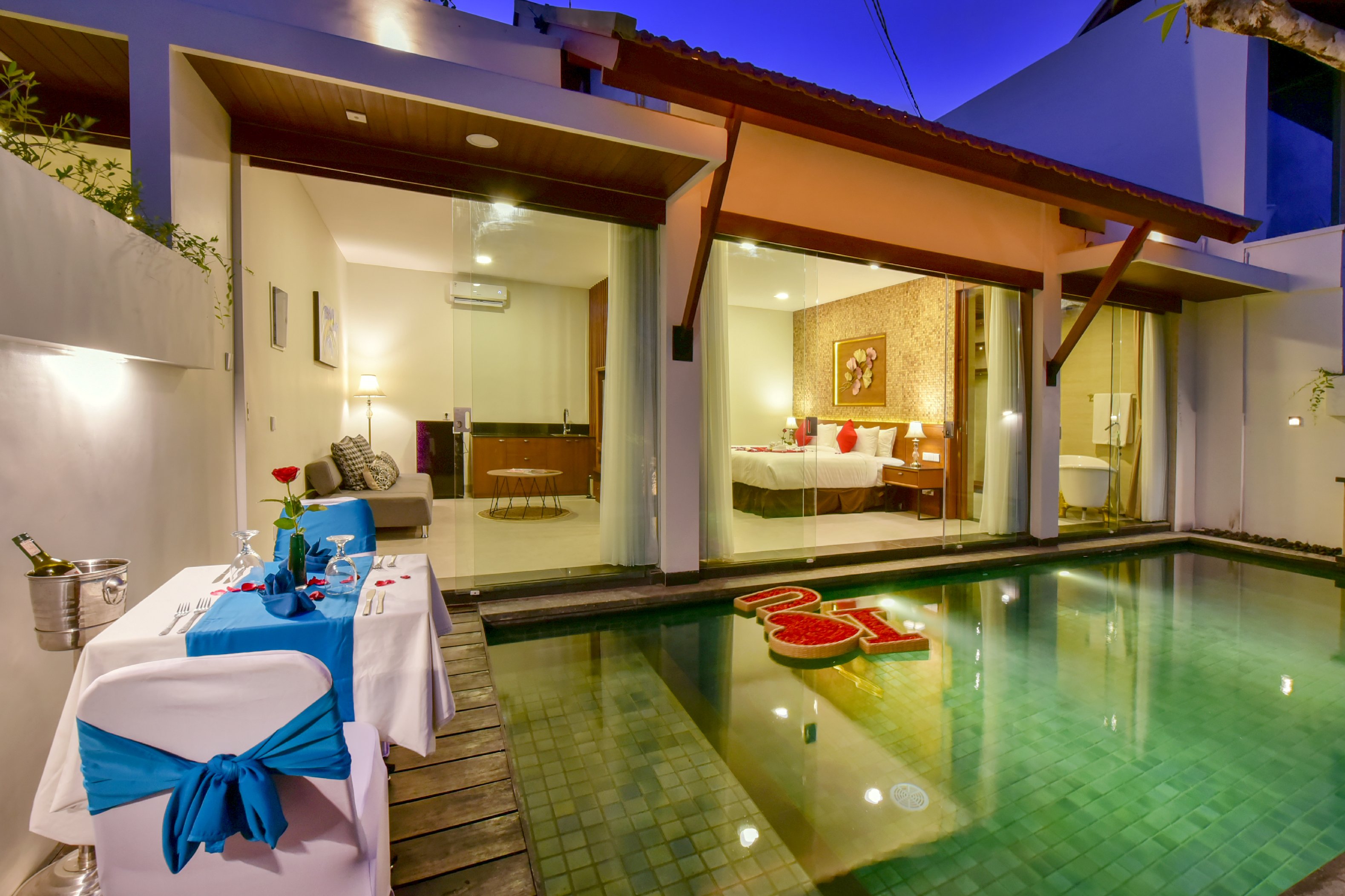 Del Cielo Villa Seminyak By Inap Hospitality - Tap to explore photos
