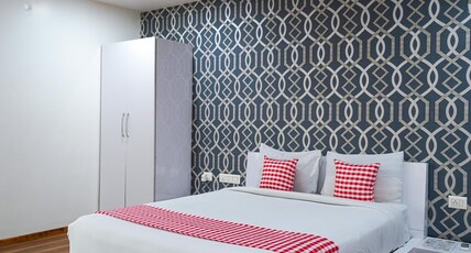Open Hotel by Olive - Mystic Hotel Room Type - King Suite with Balcony