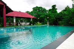 ATHIRAPPILLY RAINLAND RESORT