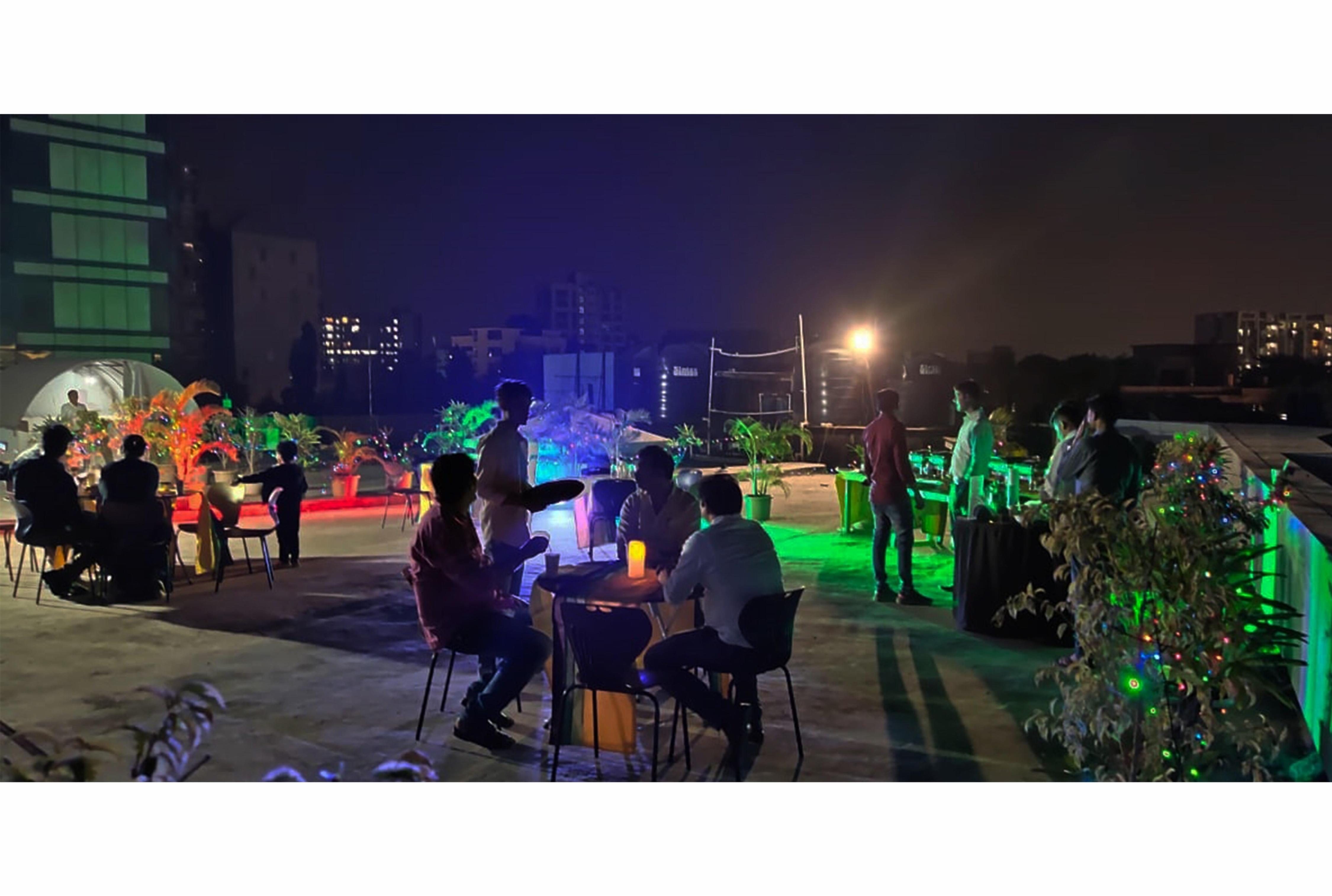 Hotel Apex International - Tap to explore photos