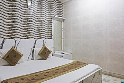 Hotel New Rajdhani Inn