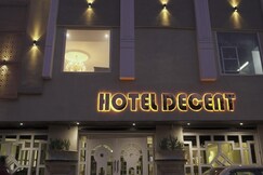 HOTEL DECENT