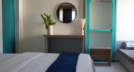 Aroma Ganga View Tapovan Room Type - Deluxe Room with Ganga View & Balcony Aroma Ganga View Tapovan Room Type - Deluxe Room with Ganga View & Balcony