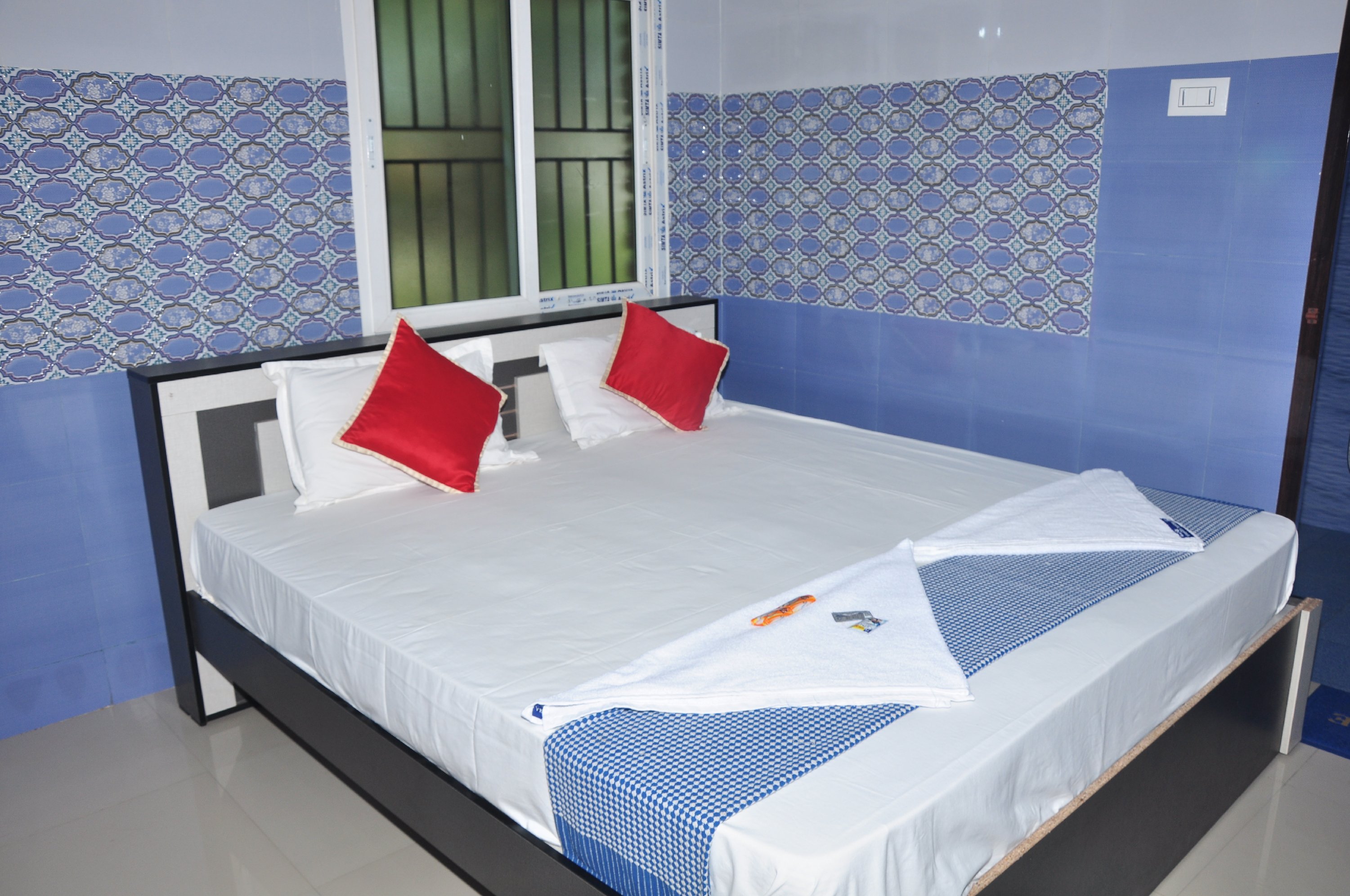 HOTEL VENBHA Residency - Tap to explore photos