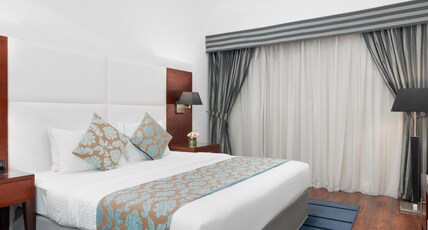 Golden Sands Hotel & Residences Room Type - Deluxe Room Exclusive Golden Sands Hotel & Residences Room Type - Deluxe Room Exclusive