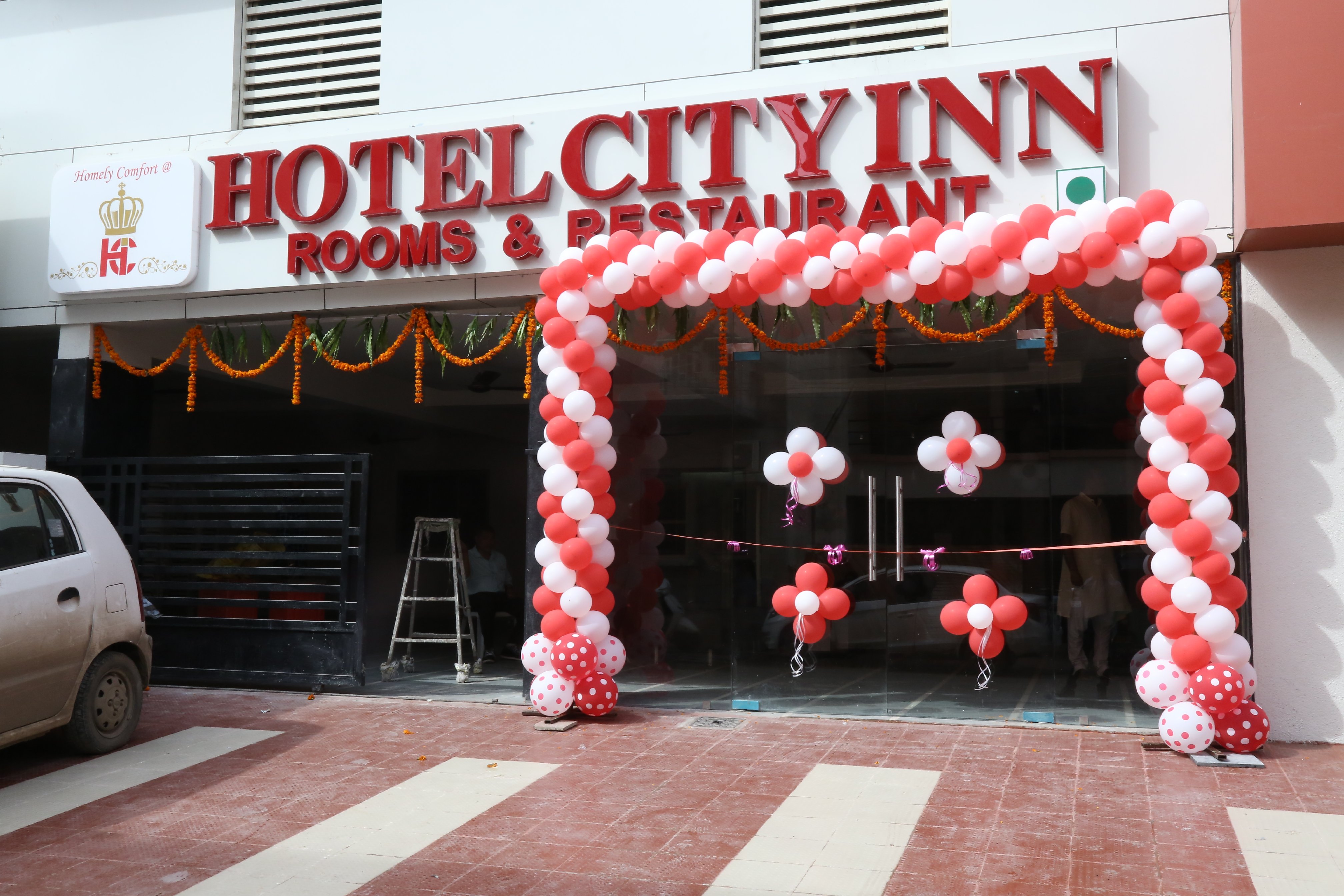 Hotel City Inn - Tap to explore photos
