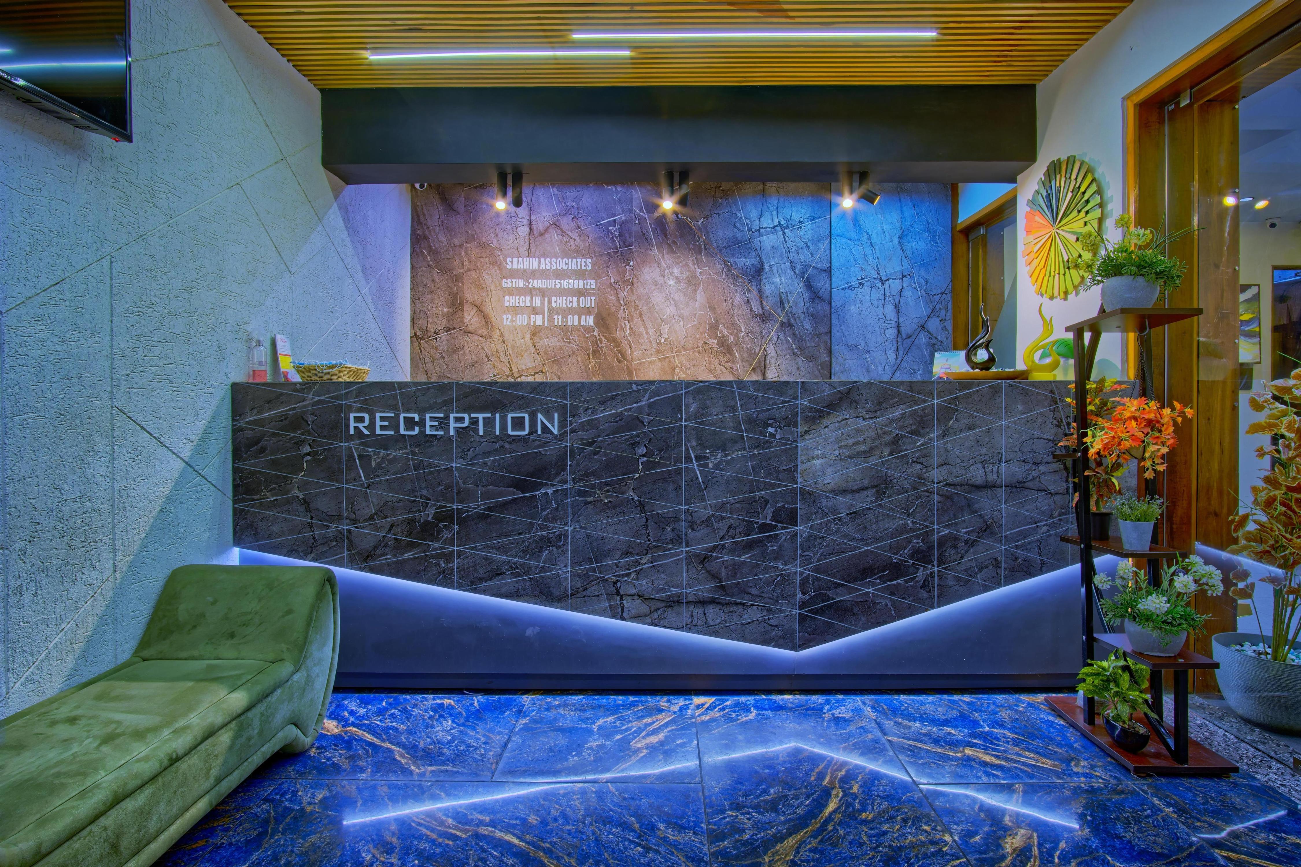 Hotel Pearl Residency