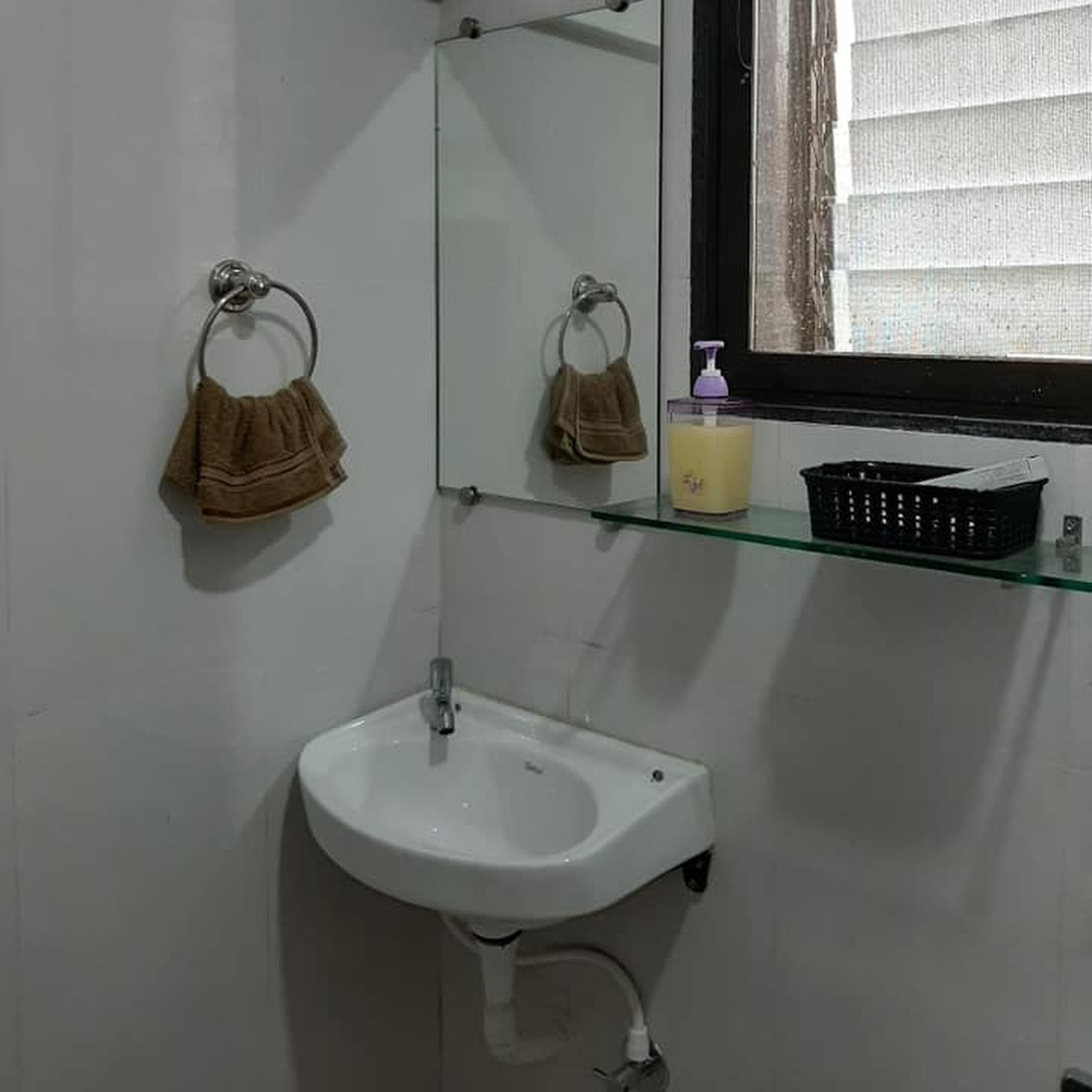 Ananya Inn - Tap to explore photos