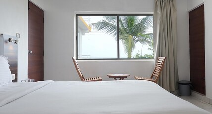 Theevu Plage | Rooms in a Beach Hut Room Type - AC Standard Sea View Room