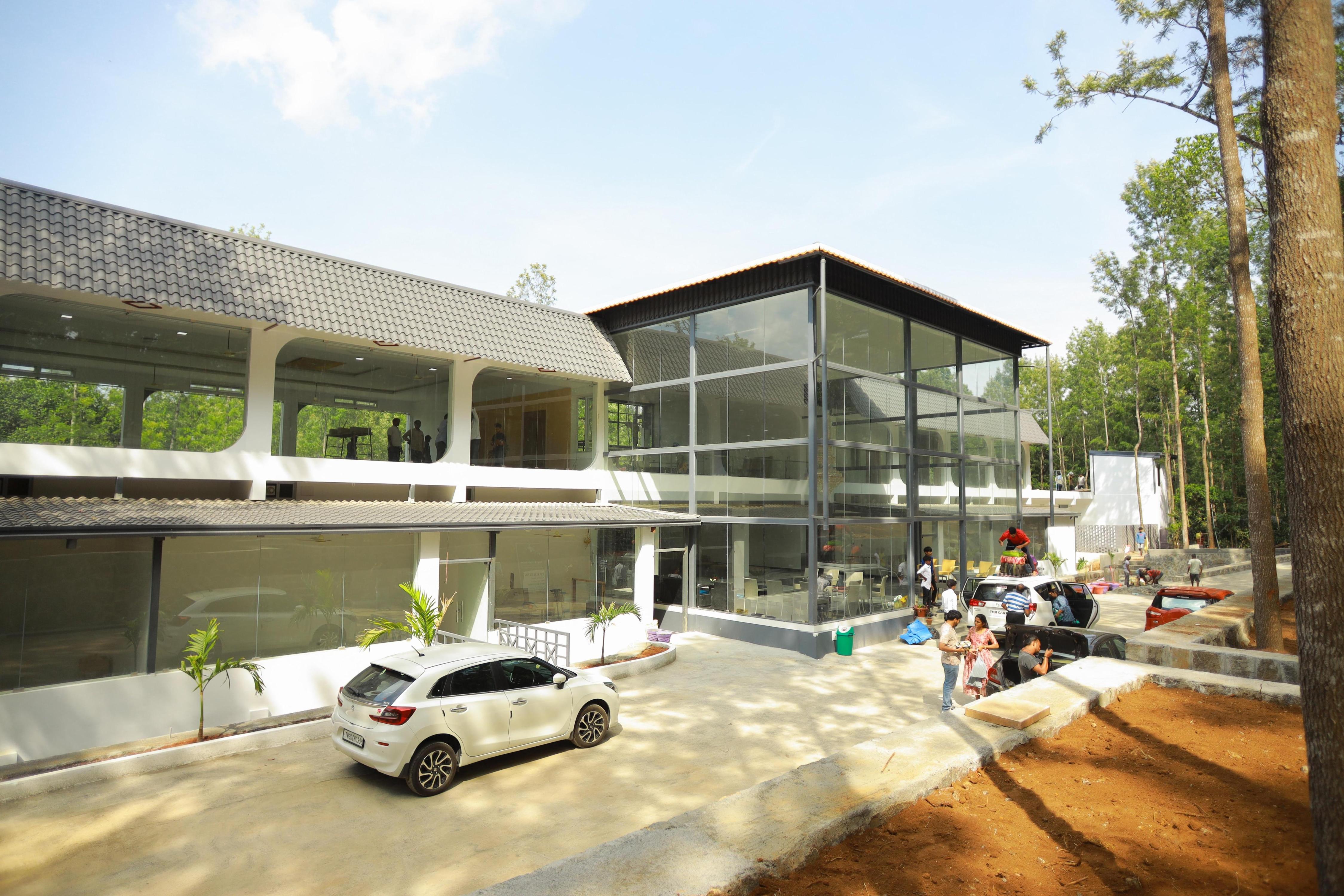 The Mainland Resorts