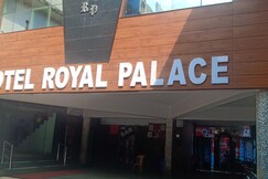 HOTEL ROYAL PALACE