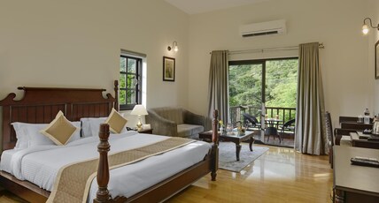 The Hunting Lodge - Luxury Resort in Udaipur Room Type - Hunting suite with common cloud pool and terrace The Hunting Lodge - Luxury Resort in Udaipur Room Type - Hunting suite with common cloud pool and terrace