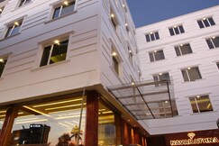Address of Hotel Navarathna