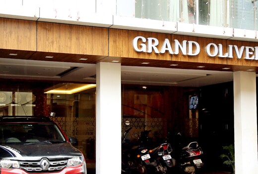 GRAND OLIVER