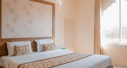 Hari Priya Resort Udaipur Room Type - Deluxe Ac Room