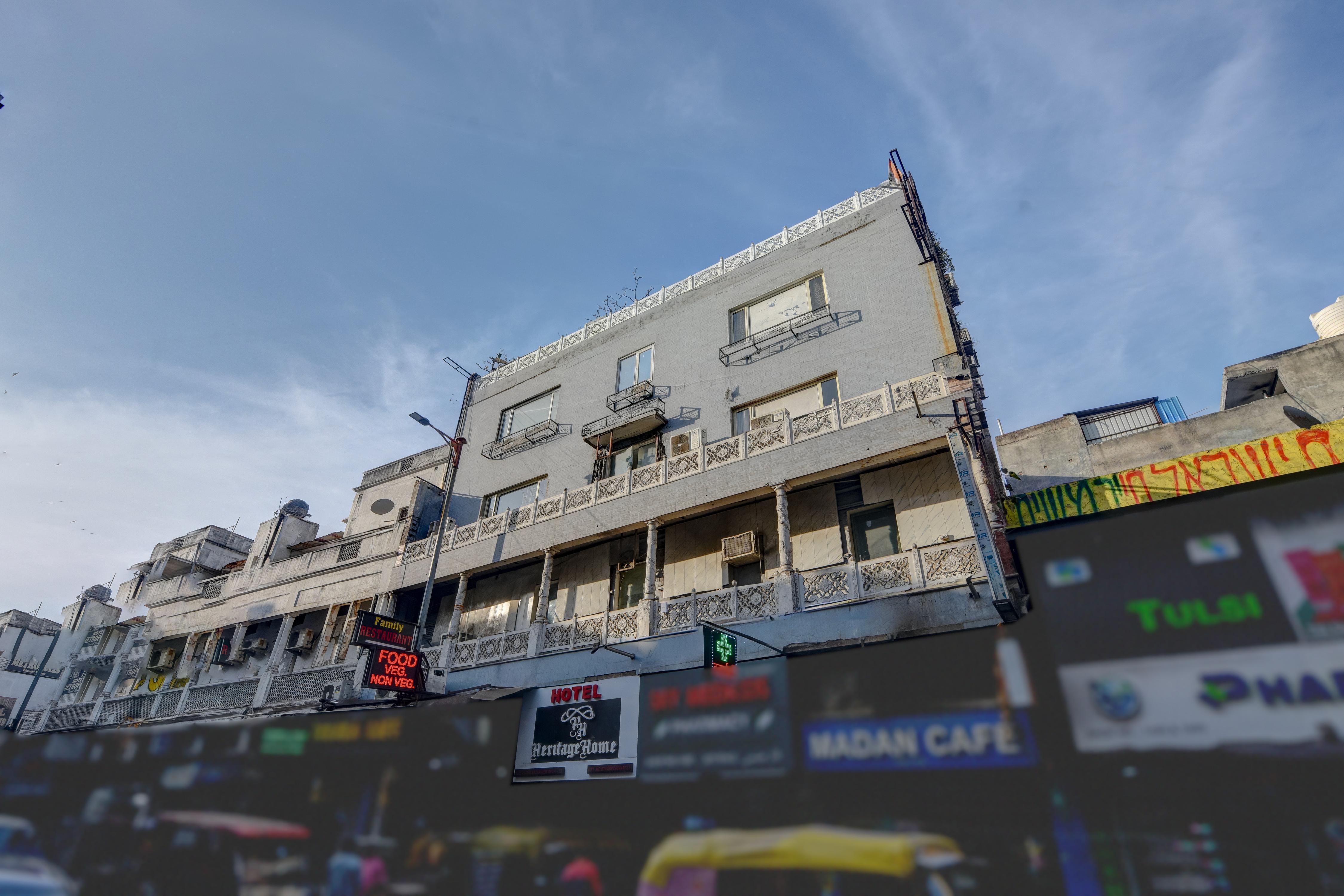 Hotel Heritage Home Paharganj - 3 mins from Railway Station - Tap to explore photos