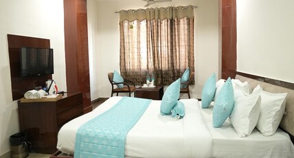 Staykart Lotus Room Type - Junior Suite