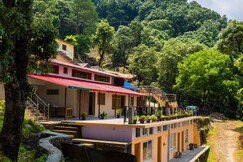 Green Valley Homestay