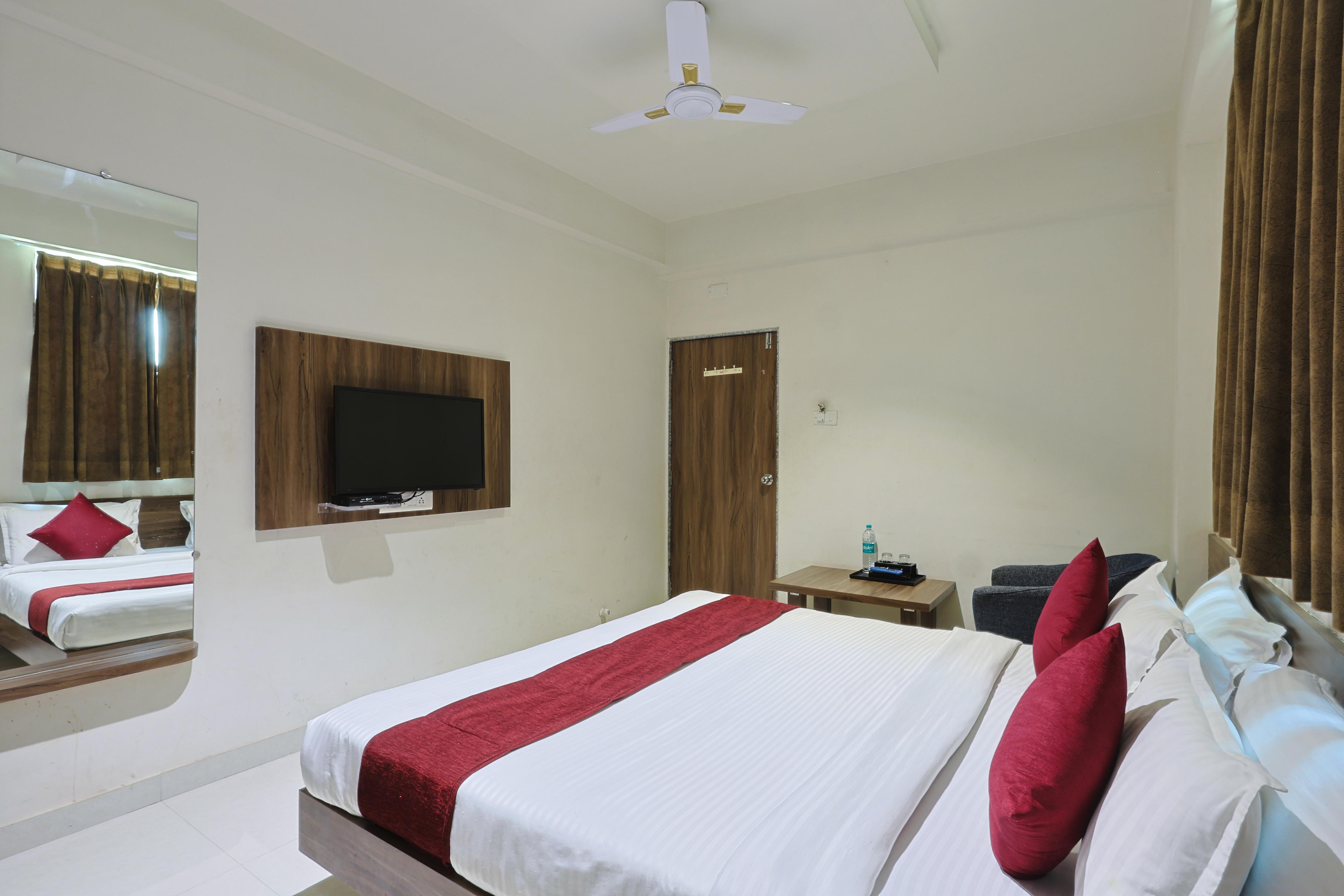 The Castle Crown - Hotel Scintilla, Somnath - Tap to explore photos