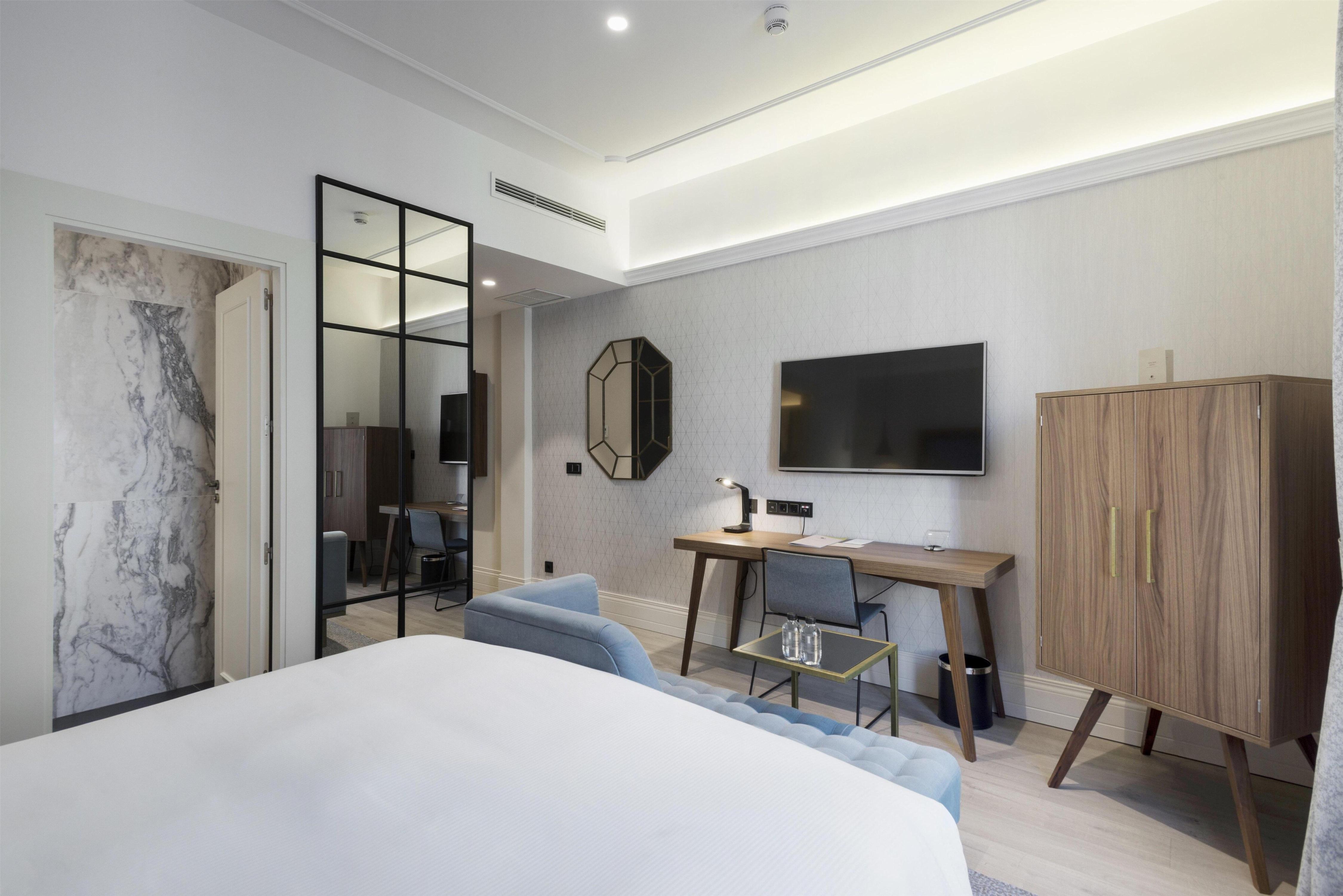 DoubleTree by Hilton Madrid-Prado Room Type - KING DELUXE ROOM