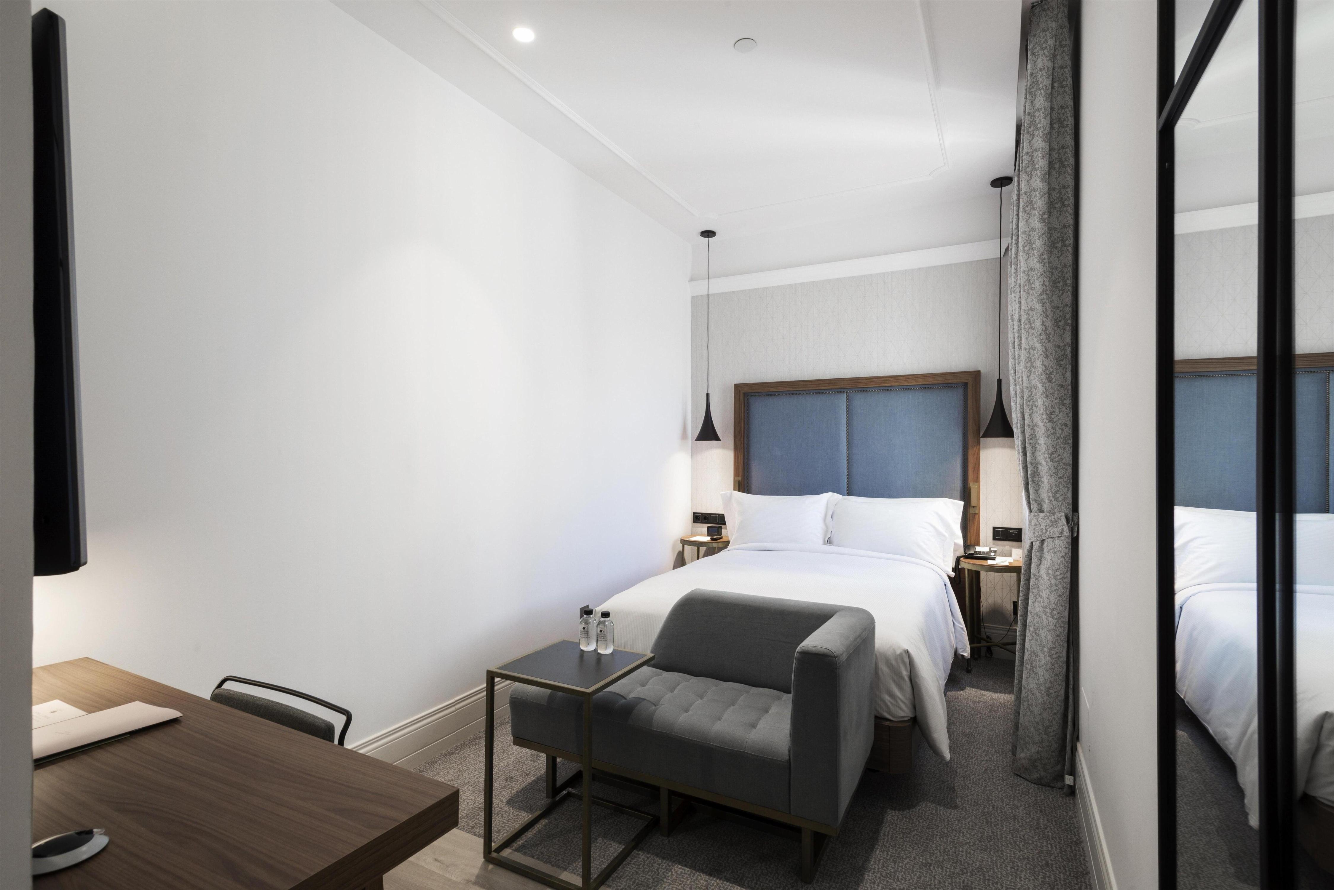 DoubleTree by Hilton Madrid-Prado Room Type - ROOM WITH 1 DOUBLE BED
