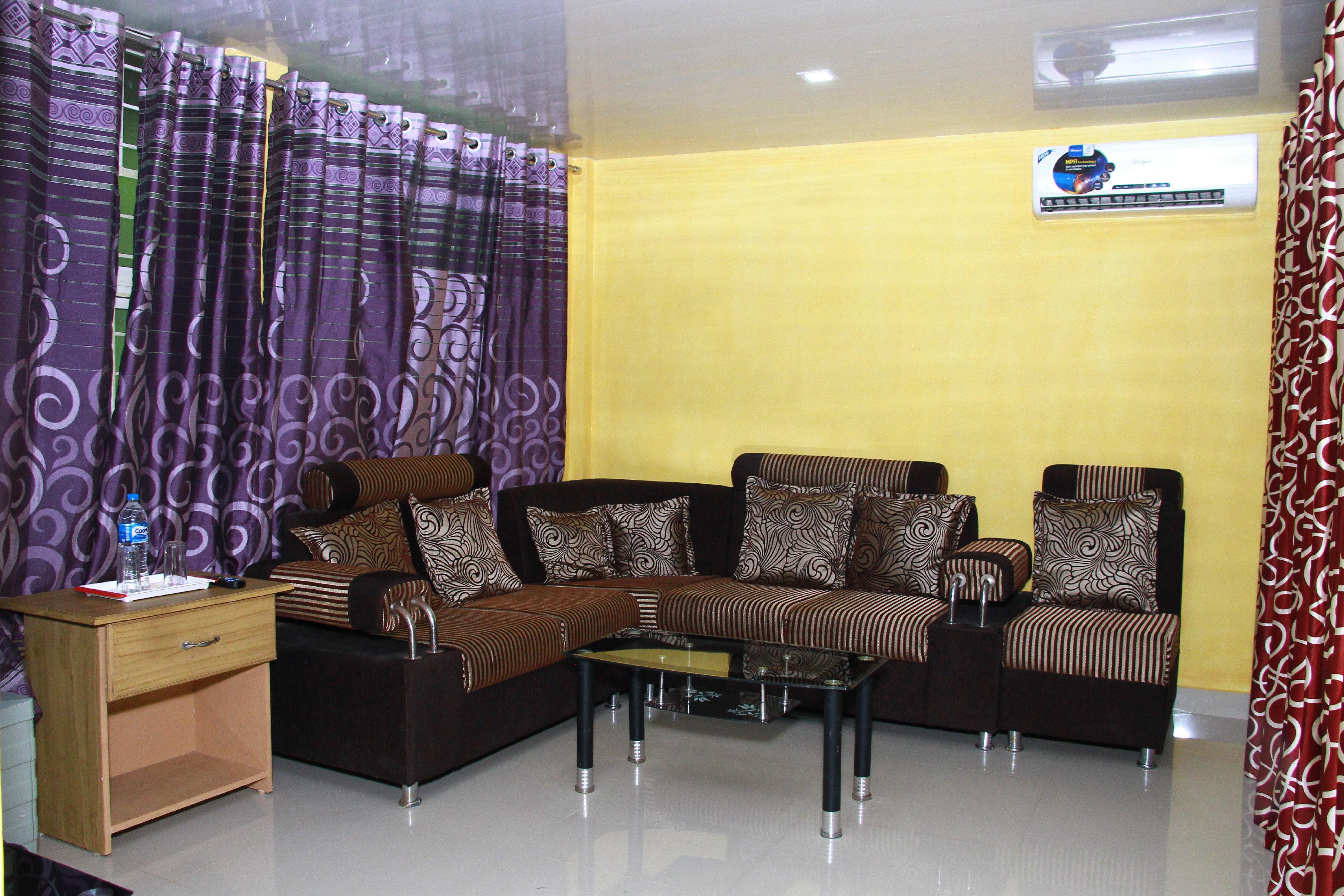 Peaberry Plantation Stay - Tap to explore photos