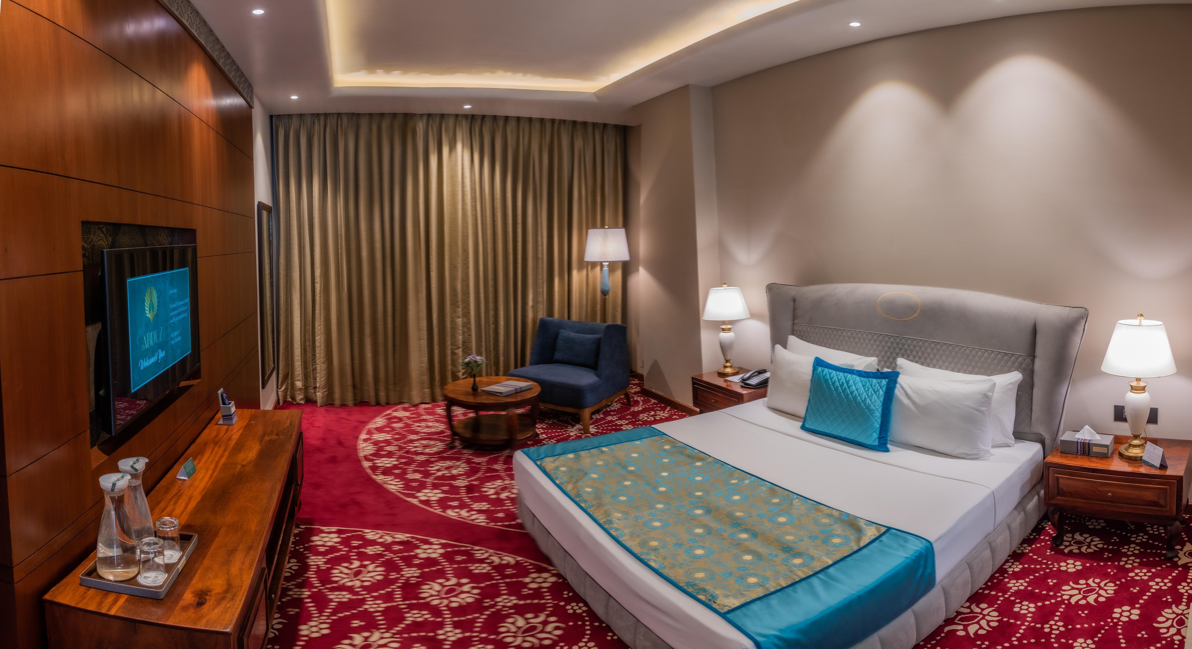 THE ABDUZ - Tap to explore photos