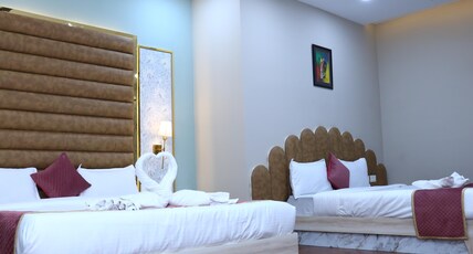 REGAL77 Room Type - Executive Family Suite - With Bathtub REGAL77 Room Type - Executive Family Suite - With Bathtub