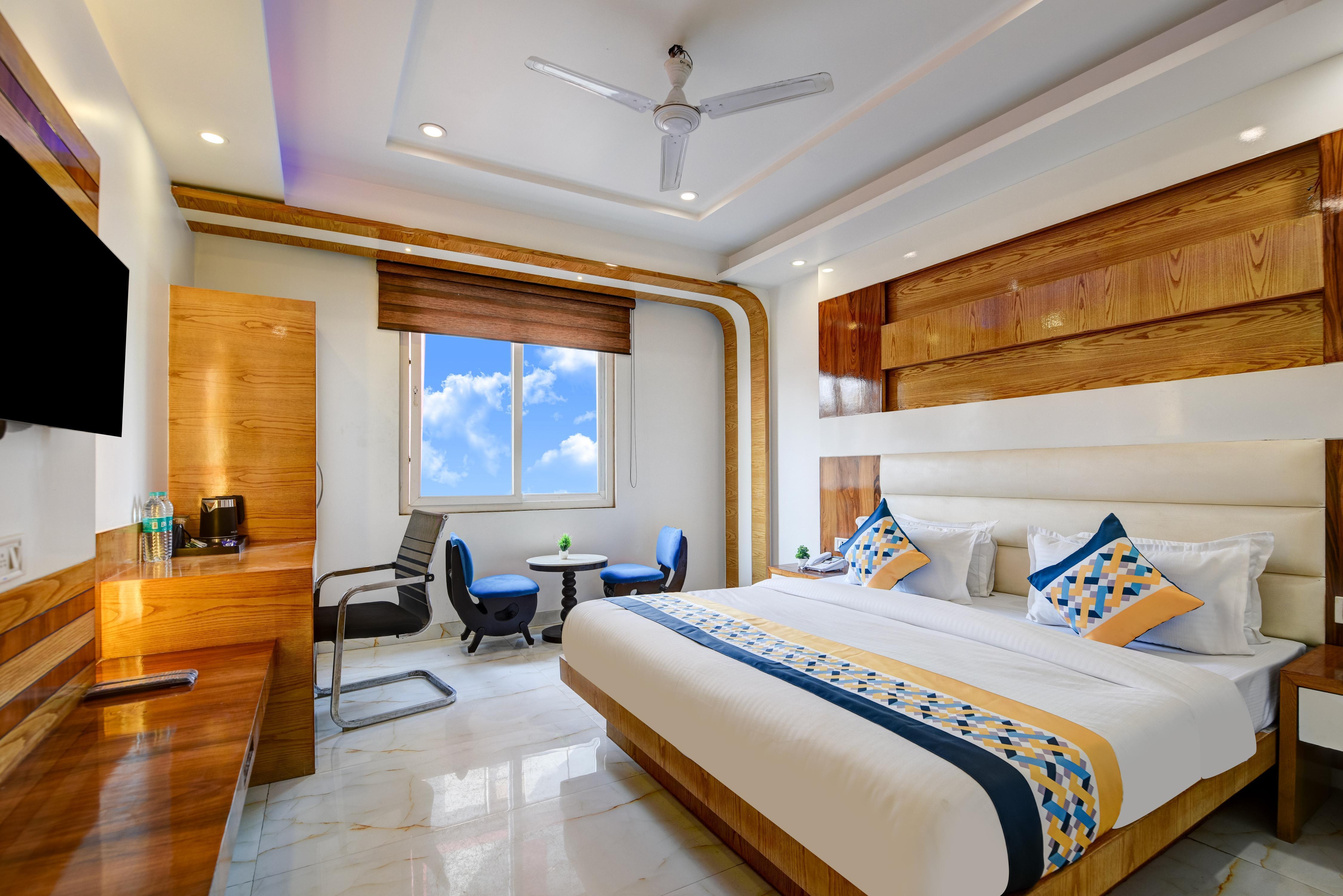 Hotel York Legacy Near New Delhi Railway Station