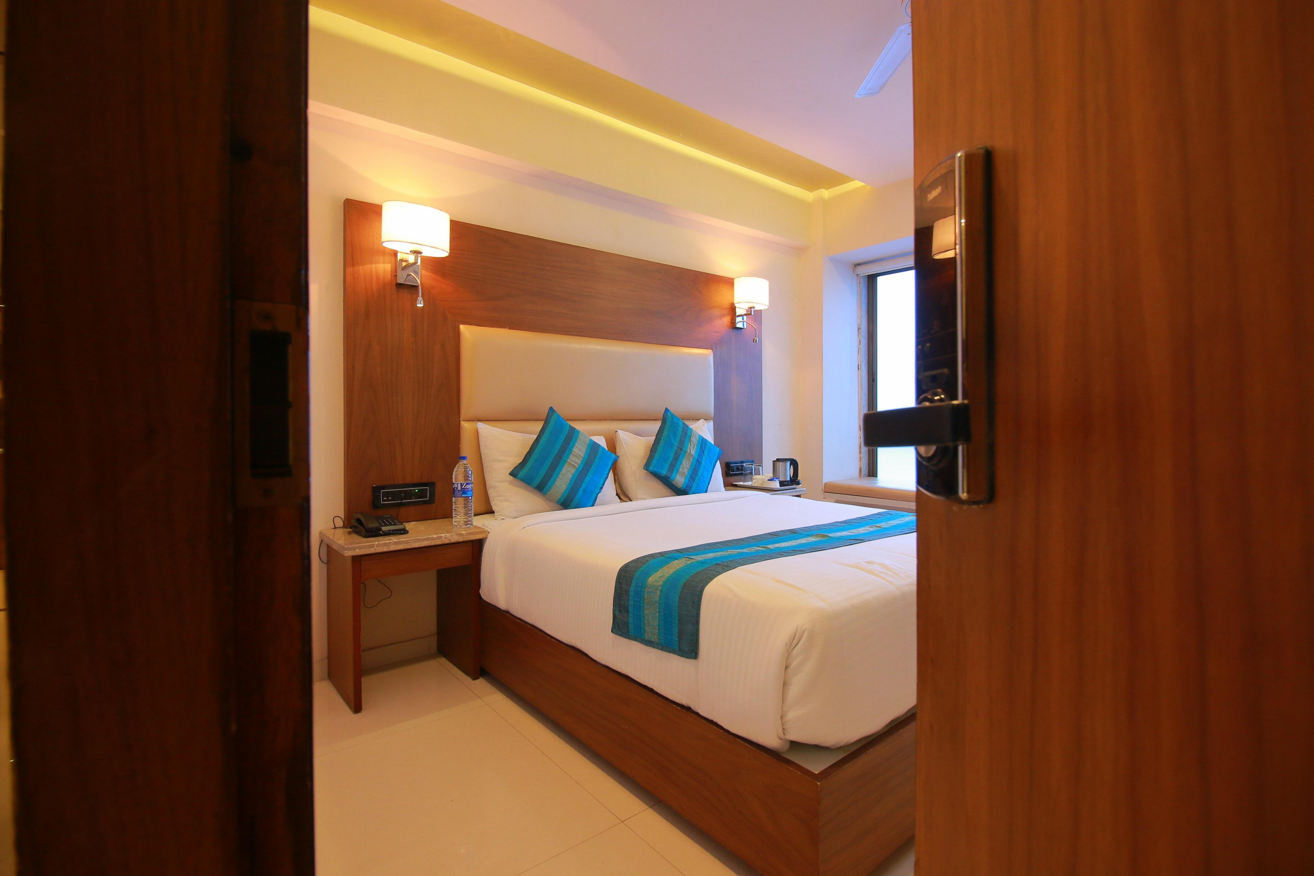 Oxford Hotel Powai - Tap to explore photos