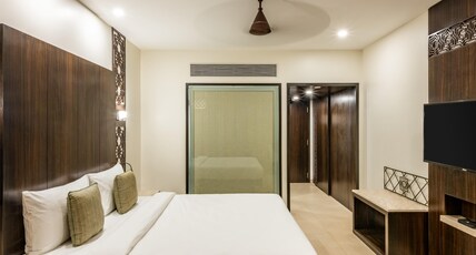 Silver Waves Resort & Spa Daman Room Type - Deluxe  Room