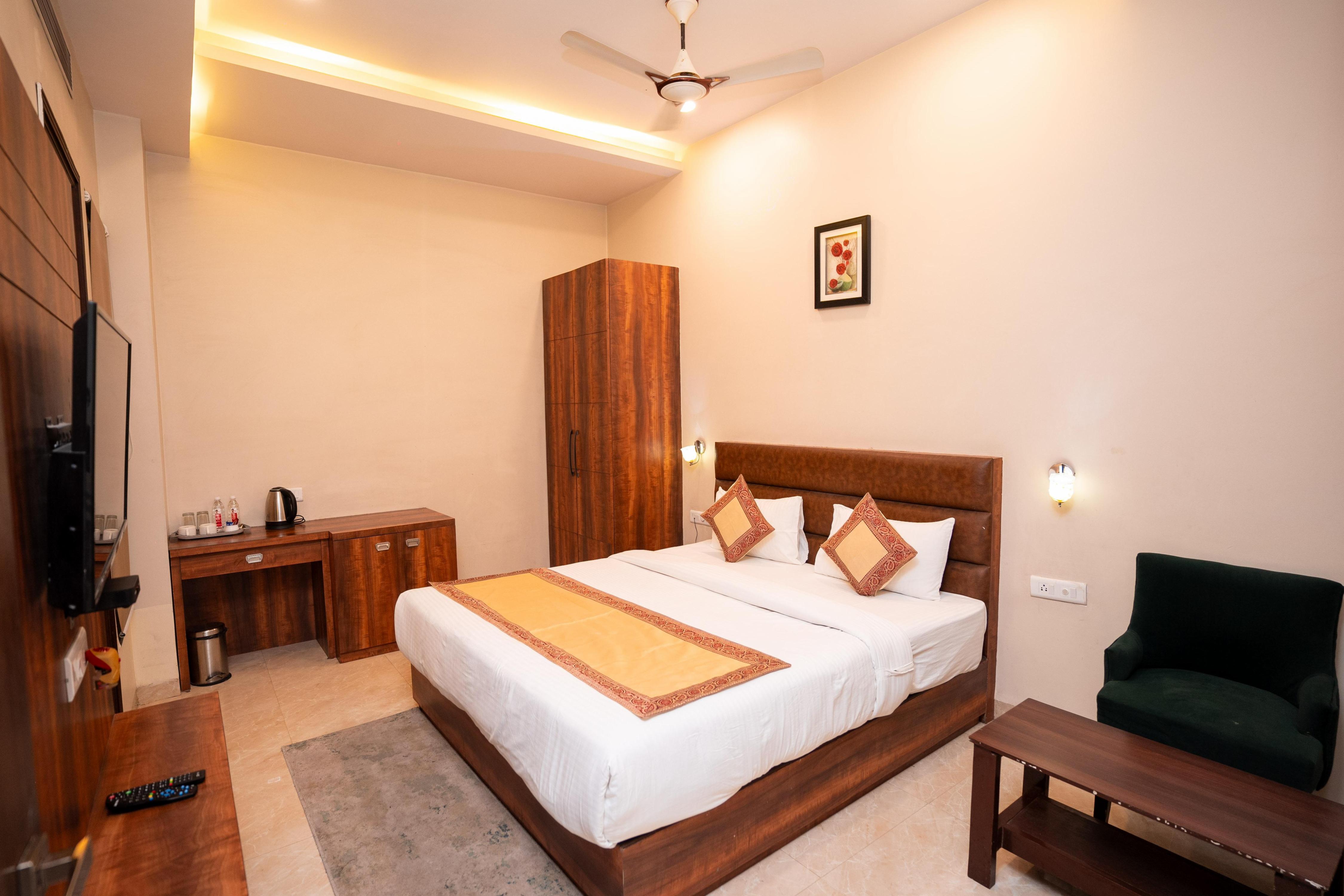 Hotel Radiance Courtyard Room Type - Standard Room