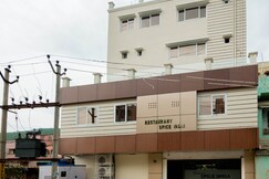 HOTEL L N INTERNATIONAL