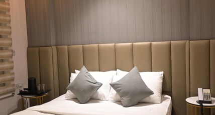 Hotel Platinum Inn Room Type - Executive Room